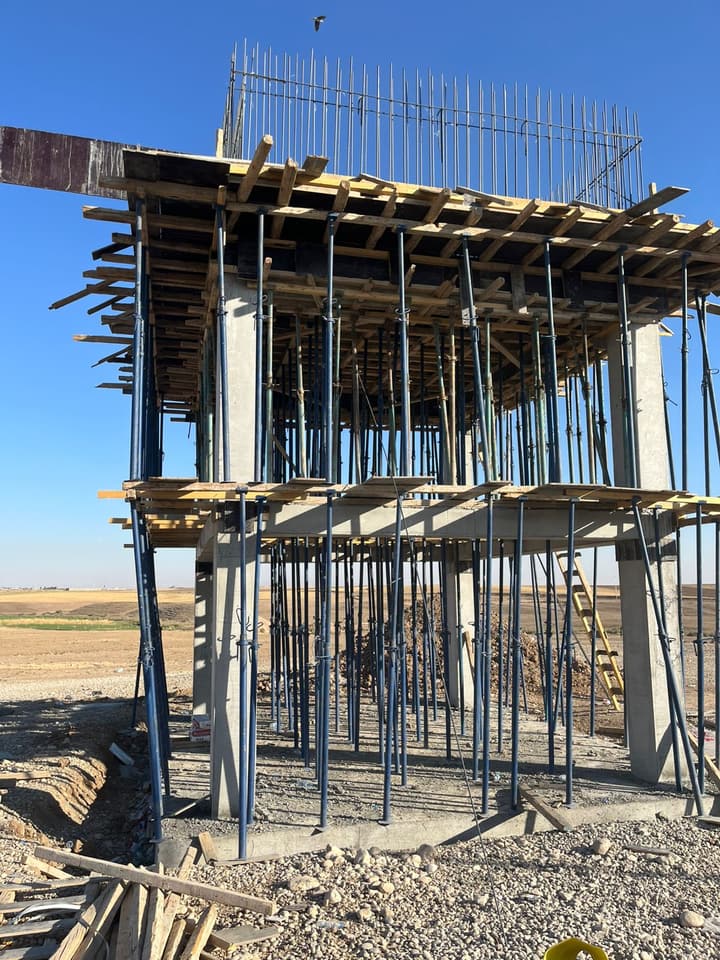 Rebar reinforcement for a concrete structure